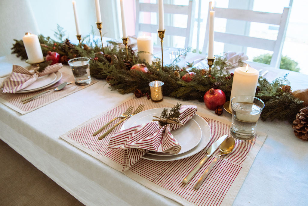 spread joy collection, Carmine placemats and napkins