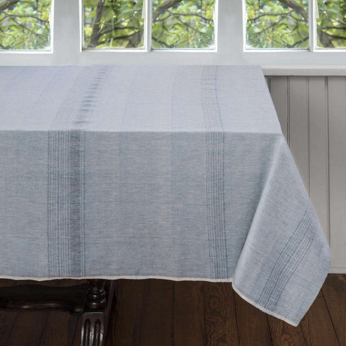 JUNIPER BERRY Table Cloth