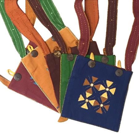 Hand-Embroidered Cotton Crossbody Bag | Aim