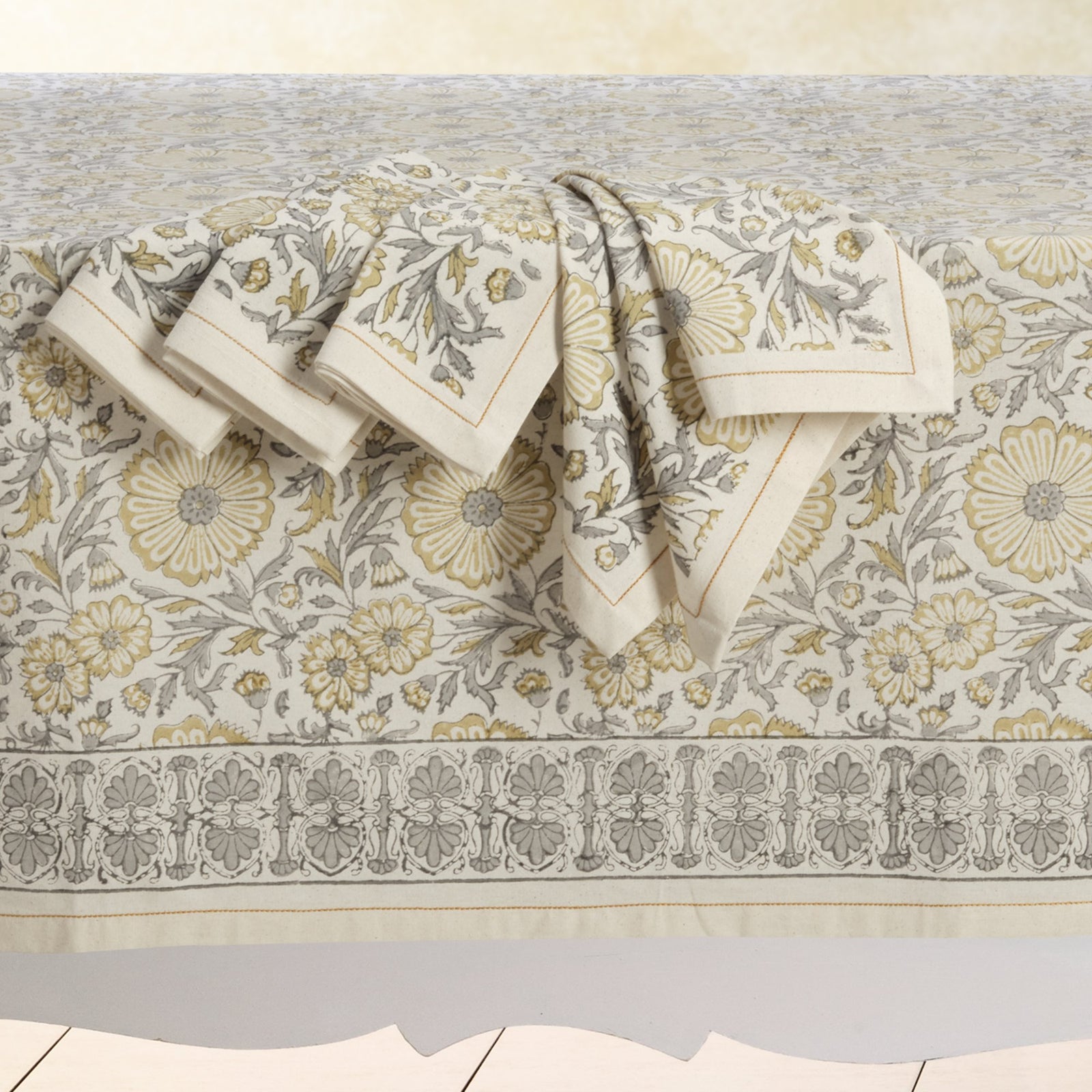 Hand Block Printed Cotton Napkins, Set of 4 | 18″×18″ | Embellish | Zinnia